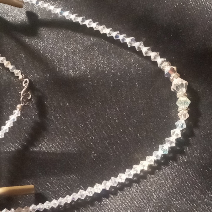 Opalescent Crystal Cut Glass Beaded Collar Necklace On A Cable 16 Inches Long